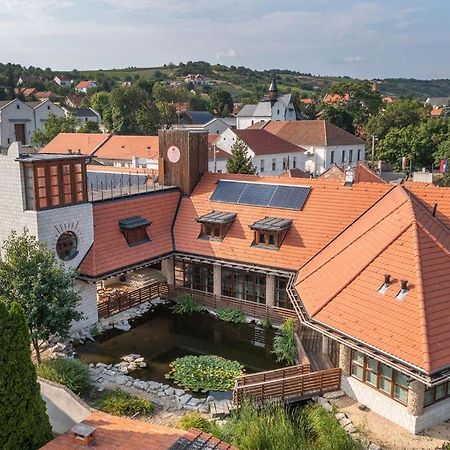 Bed and Breakfast Furmint Haz Мад Екстер'єр фото
